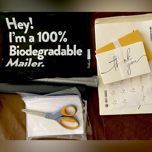 🌱 Eco-Friendly Shipping!!!! - Picture 1 of 1